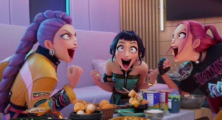 KPop Demon Hunters HUNTR/X eating