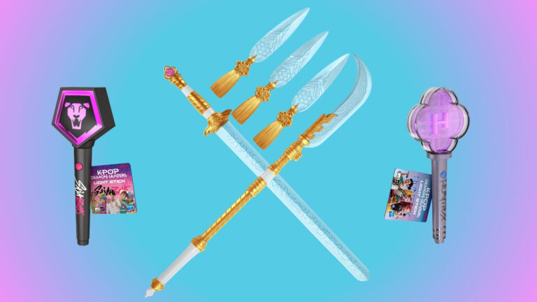 Hasbro reveals KPOP DEMON HUNTERS NERF roleplay items & light sticks