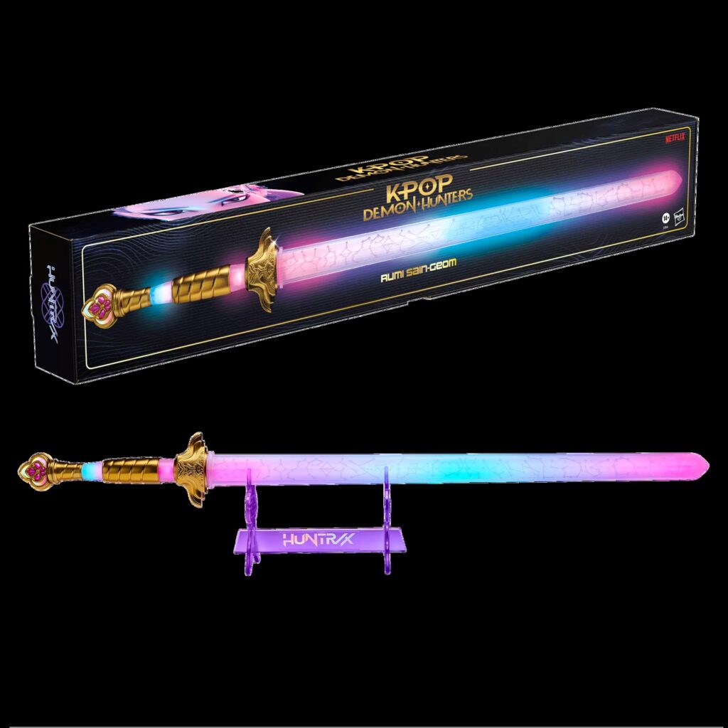 KPop Demon Hunters Rumi Sain-Geom Premium Electronic Sword and stand